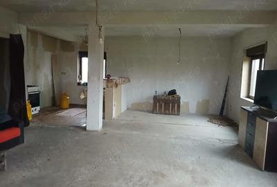 Casă cu 5 camere în Central - 1