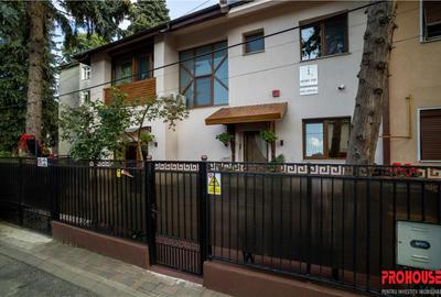 Casă cu 7 camere cu Teren 266 Mp în Ultracentral - 2