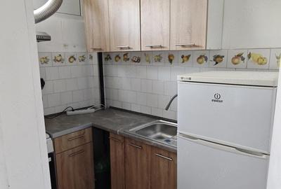 Garsonieră decomandată în Bună Ziua - 6