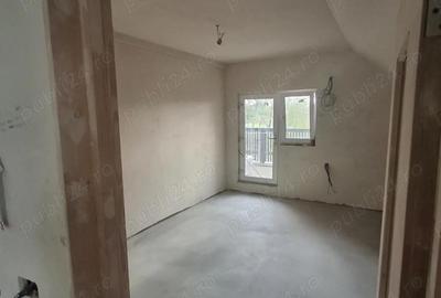 Casă cu Teren 2860 Mp în Țigănași - 10
