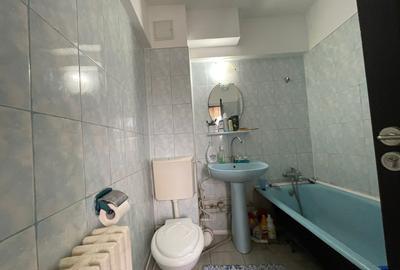 Apartament cu 2 camere decomandat în Păcurari - 8