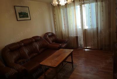 Apartament cu 3 camere decomandat în Vest