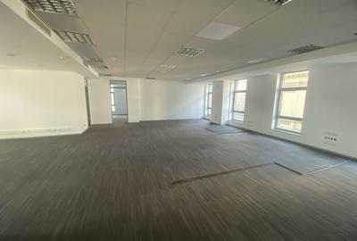 Birou, de 503 mp, în P-ța Romană - 2
