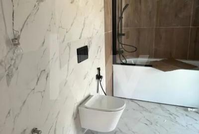 Casă cu 4 camere cu Canalizare în Bariera Vâlcii