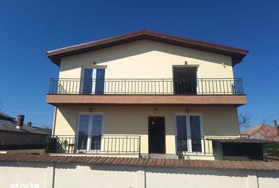 Casă cu 6 camere cu Teren 253 Mp în Central - 3