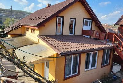 Casă cu 3 camere în Zau de Câmpie - 2