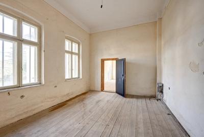 Casă individuală cu 7 camere cu Teren 1766 Mp în Ceptura - 13