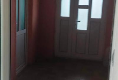 Casă individuală cu 4 camere cu Teren 500 Mp în Central - 1
