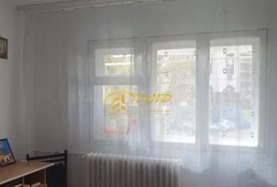 Camera de camin, 1000 de lei, Nicolina, langa Mathaus - 3