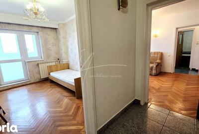 Apartament cu 3 camere semidecomandat, mobilat în 13 Septembrie - 1