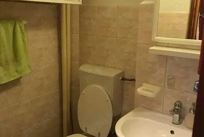 Inchiriez apartament 3 cam,centrala gaz, 2 bai Rovine, G-uri, etaj 1, dec Inchiriez apartament 3 cam,centrala gaz, 2 bai Rovine, G-uri, etaj 1, dec - 7