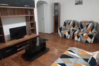 Inchiriez apartament 2camere - 3