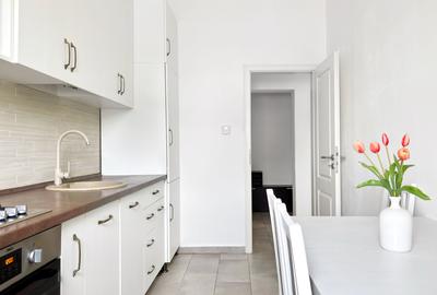 Curte Proprie 75 mp | Decomandat | Parcare | Mobilat & Utilat Complet-Comision 0 - 6