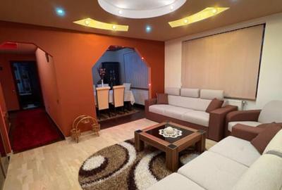 Apartament 4 camere decomandat, 77 mp, etaj 2, Loc Parcare , - 10