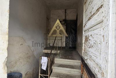 Teren de 10000 mp, în Periferie - 12