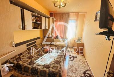Apartament cu 3 camere semidecomandat în 9 Mai - 3