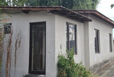 Casă cu Teren 900 Mp în Central - 8