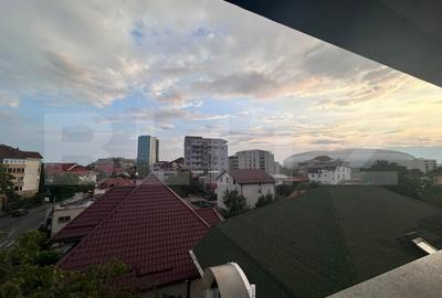 Apartament cu 3 camere semidecomandat, mobilat în Central - 10