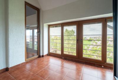 Apartament cu 4 camere semidecomandat, mobilat în Central - 10