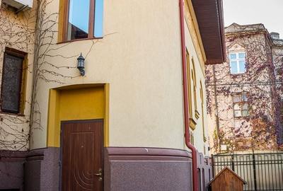 Casă individuală cu 9 camere cu Canalizare în Unirii - 35