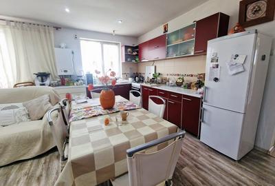 Casa cu suflet in centrul Medgidiei- gradina superba - 4