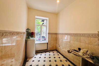 Casă individuală cu 5 camere cu Canalizare în Ultracentral - 11