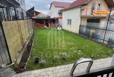 Casa noua cu 8 camere, 5 bai ?i curte 220 mp utili 480.000 - 3