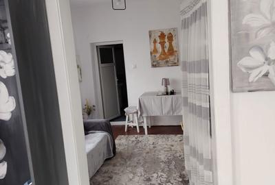 Casă cu 3 camere în Moșnița Veche