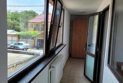 Casă cu 4 camere în Central - 19