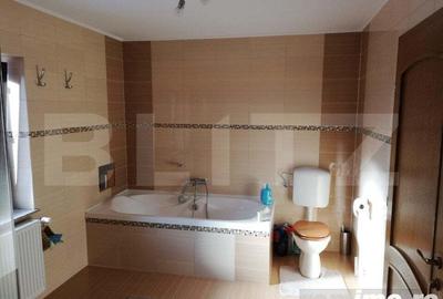 Casă cu 8 camere cu Teren 1545 Mp în Central - 3