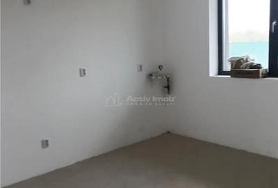 Casă cu 4 camere cu Teren 400 Mp în Buda - 4