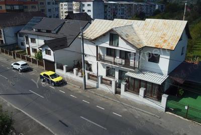 Casă cu 6 camere cu Teren 342 Mp în Central - 14