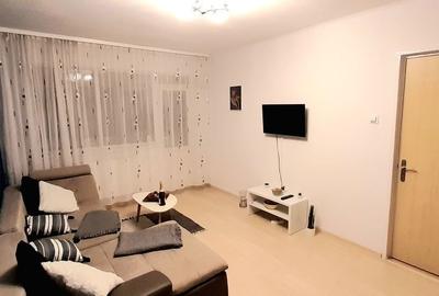 De vanzare Apartament 2 camere Apusului De vanzare Apartament 2 camere Apusului - 2