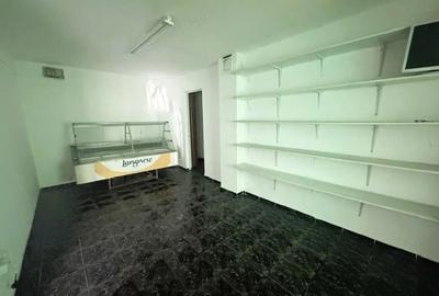 Spațiu comercial, de 47 mp, în Central - 3