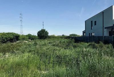 Teren de 710 mp, în Calea Urseni