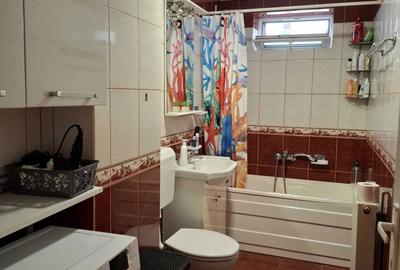 Apartament cu 3 camere semidecomandat în Central - 5