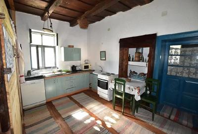 Casă cu 6 camere cu Teren 50 Mp în Mădăras - 4