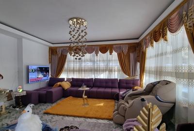 Casă individuală cu 7 camere cu Canalizare în Fundeni - 2