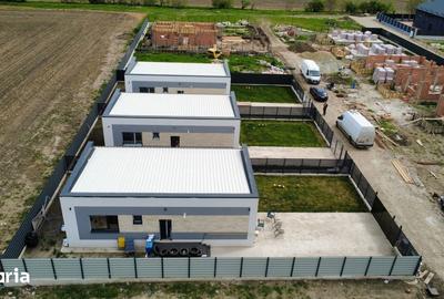 Casă cu 3 camere cu Teren 250 Mp în Clinceni - 18