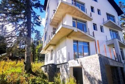 Casă cu 18 camere cu Teren 400 Mp în Central - 3