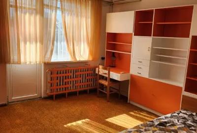 Apartament cu 2 camere decomandat în Circumvalațiunii - 2