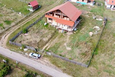 De vânzare un imobil la rosu în Sfântu Gheorghe - 4