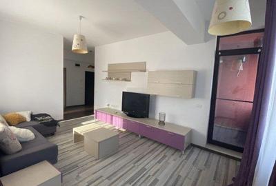 Apartament cu 2 camere decomandat în Universitate