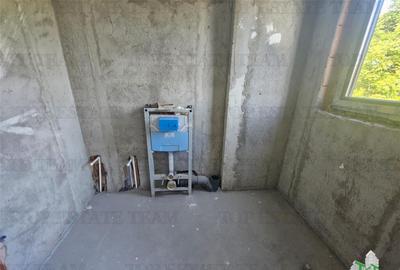 Casă cu 4 camere cu Teren 200 Mp în Păcii - 3