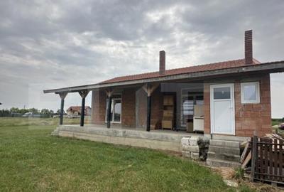 Casa la ro?u 3 camere, 144 mp, 584 mp teren, zona Cionchest - 3