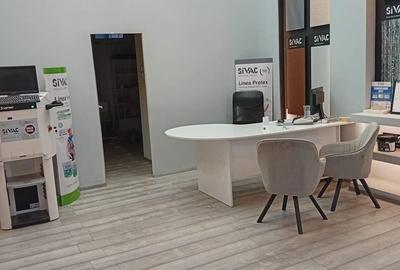 Spațiu comercial, de 51 mp, în Central