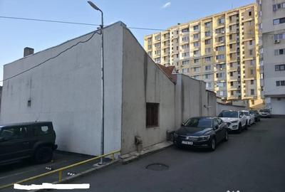 Casă cu 3 camere cu Teren 143 Mp în Central - 2