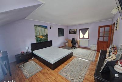 Casă cu 5 camere cu Teren 367 Mp în Central - 8