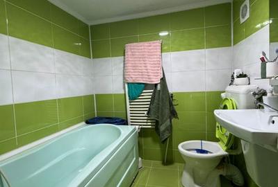 Casă cu 7 camere cu Teren 186 Mp în Rahova - 4