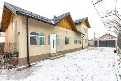 Casă cu 5 camere cu Teren 1842 Mp în Picior de Munte - 21